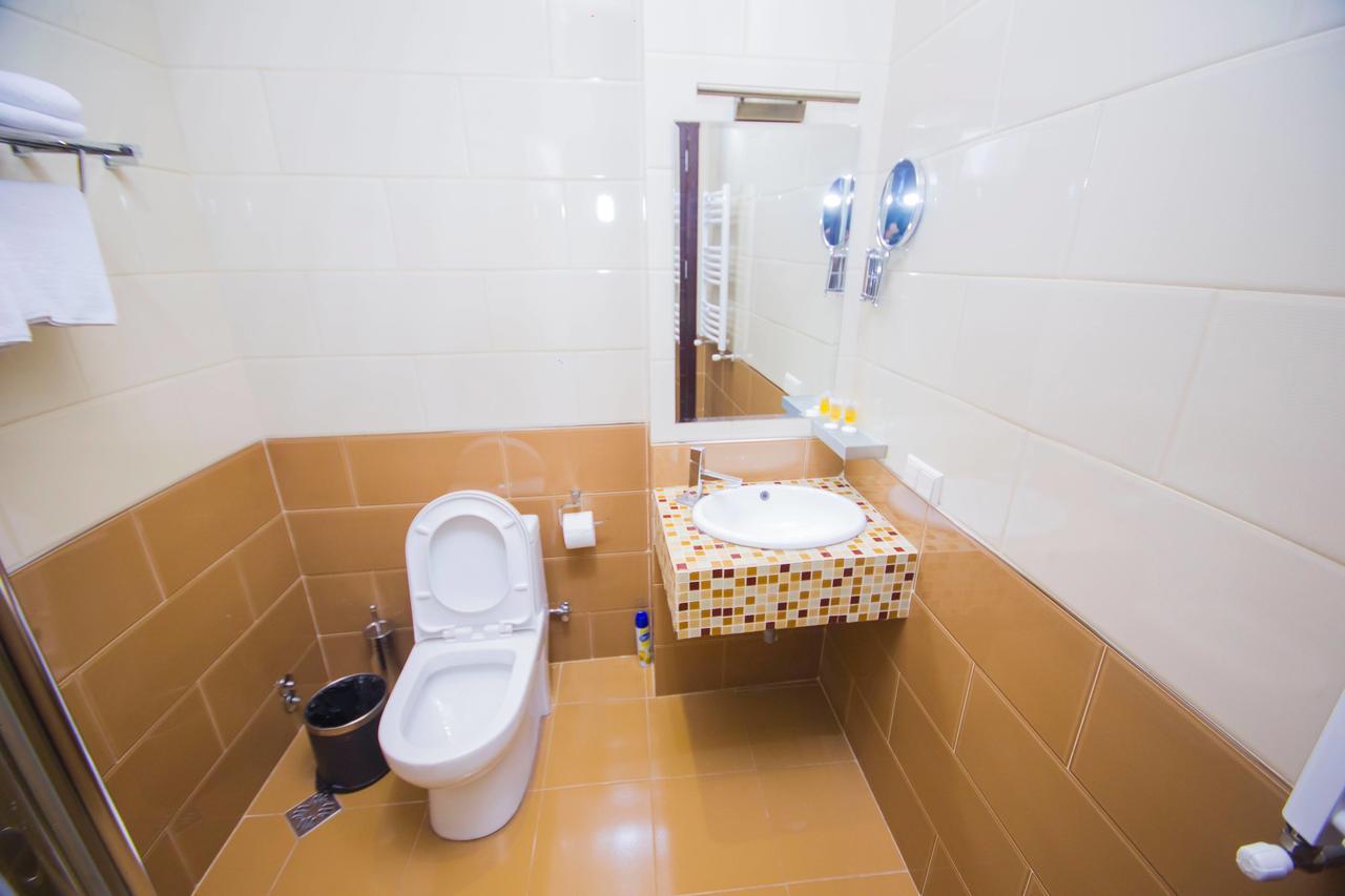 Hotel Orion Budget Tbilisi ภายนอก รูปภาพ