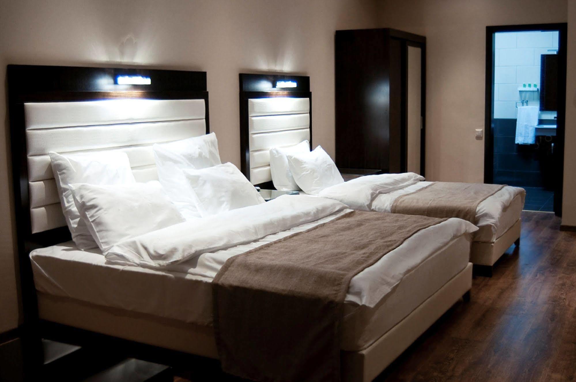 Hotel Orion Budget Tbilisi ภายนอก รูปภาพ