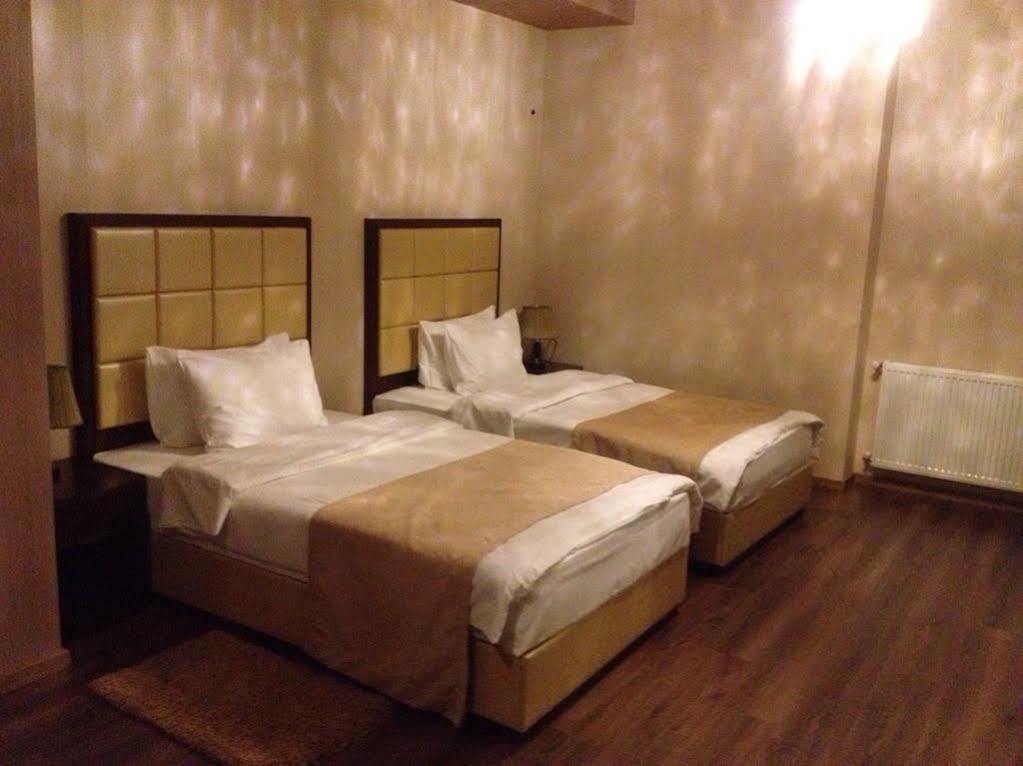 Hotel Orion Budget Tbilisi ภายนอก รูปภาพ